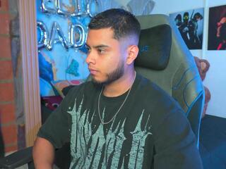 Tyler Price webcam model stream image