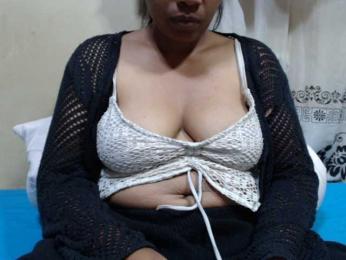 Sahobelle webcam model stream image