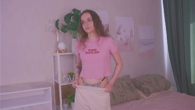LatashaNewball webcam model stream image