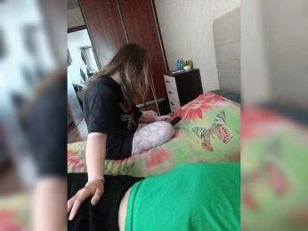 25dzhenni-i-robert webcam model stream image
