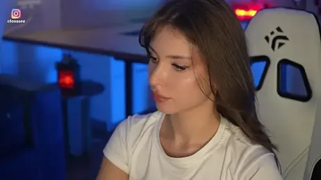 Cleose webcam model stream image