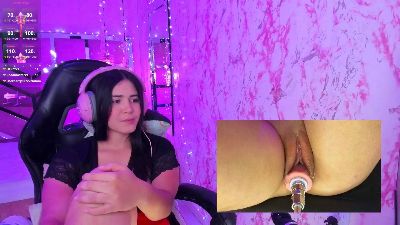 EvaBloom_ webcam model stream image