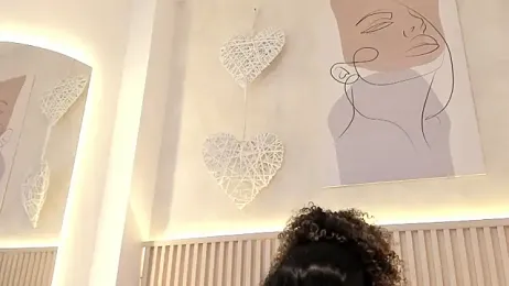 daiana_curly webcam model stream image