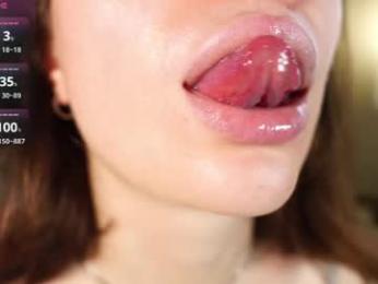 alma_yammy webcam model stream image