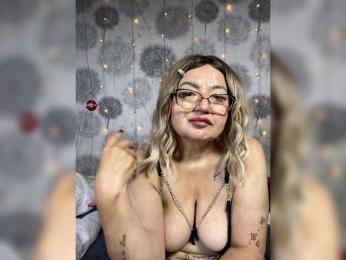 MissTemperament webcam model stream image