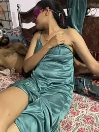 Priyanka011 webcam model stream image