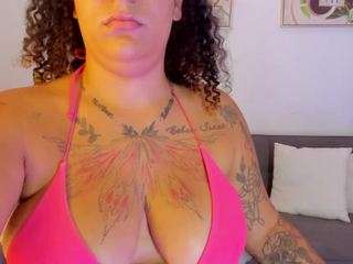 sarabanks15 webcam camsoda model stream image