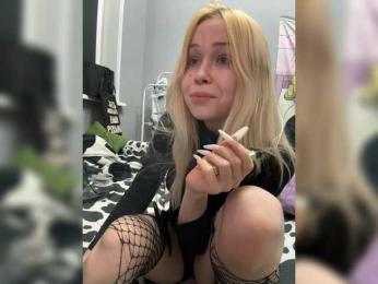 freakfarm webcam model stream image