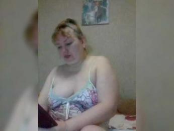 LucyAlexis webcam bongacams model stream image