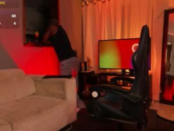 adamart7 webcam model stream image