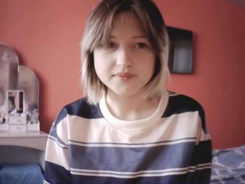 SnowWhiteNika webcam bongacams model stream image