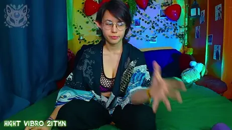 TrickyKitsune webcam model stream image