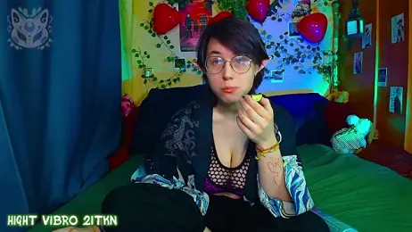 TrickyKitsune webcam model stream image