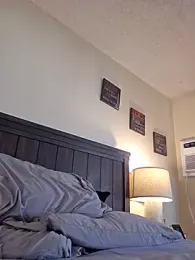 Roddog18 webcam model stream image