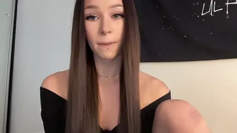 ur_molly webcam model stream image