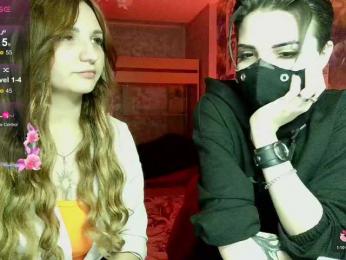 MagicalLouu webcam model stream image