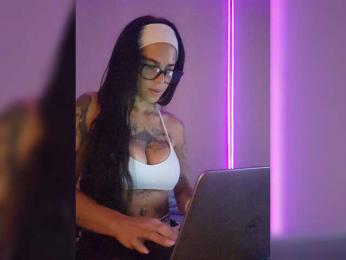 Lioners8 webcam model stream image