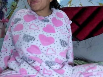 Latin-caliente webcam model stream image