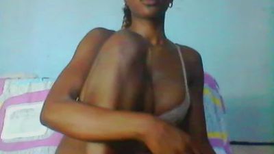 Saluna webcam model stream image