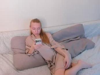 secret_dreams_ webcam model stream image