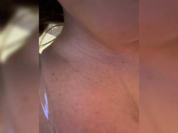 __Bumm__ webcam model stream image