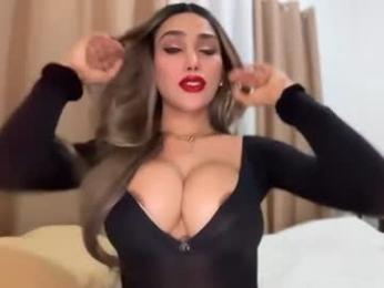 sierra_cox webcam model stream image