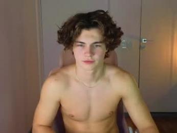 whiteskyy_ webcam chaturbate model stream image