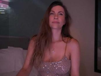 gialiann webcam bongacams model stream image
