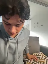 AndresXXXSHOWS webcam model stream image