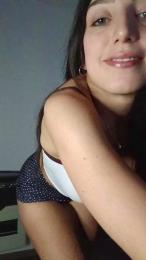 petitebelu webcam model stream image