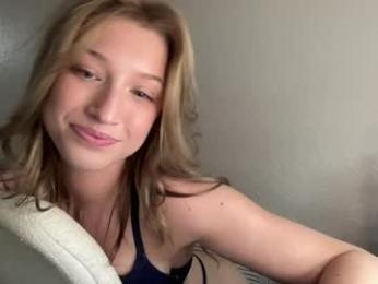 loveivyy webcam model stream image