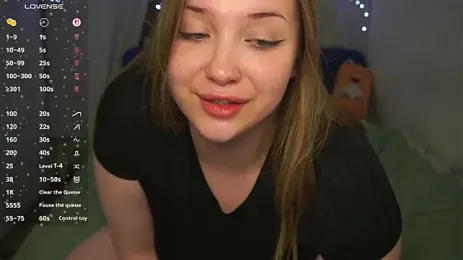 CuteSharloti webcam stripchat model stream image