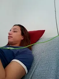 ofjuliaa webcam model stream image