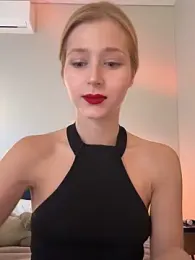 LunaRase webcam model stream image