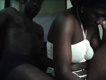 Hollykings webcam bongacams model stream image