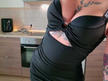 Tatachka1 webcam model stream image