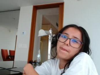 cheeryrooms webcam model stream image