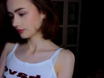 bluuemarine webcam model stream image