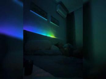 YogaWow webcam model stream image