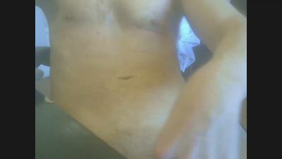 CuteMuscledHung webcam model stream image