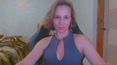 CristaQ webcam model stream image