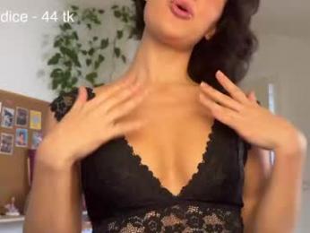 flaming_hotty webcam chaturbate model stream image