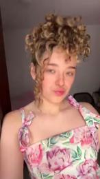 LaPerla webcam model stream image
