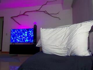 Tato Black webcam model stream image
