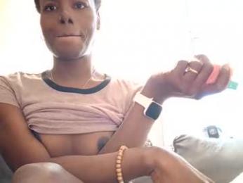 chocolatedrop_ webcam model stream image