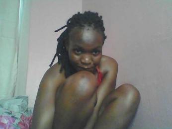 Malaika1 webcam model stream image