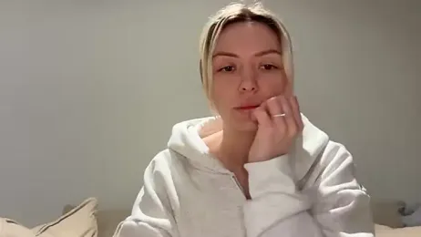 lolableux webcam stripchat model stream image