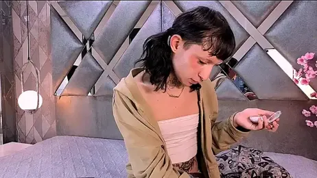 MadisonWood01 webcam model stream image