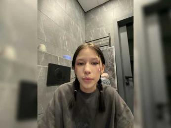 AnmiXHot webcam model stream image