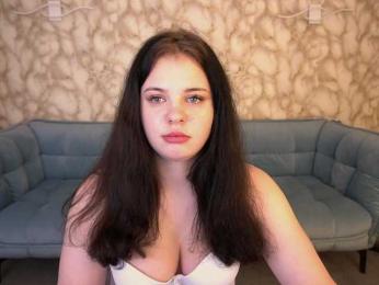 SnowWhiti webcam model stream image